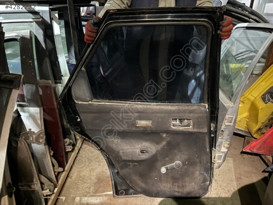 FORD ESCORT SOL ARKA KAPI CAM KRİKOSU MANUEL