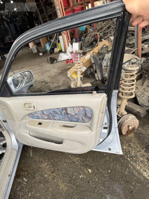 Toyota corolla 1999 - 2002 kapı döşemeleri