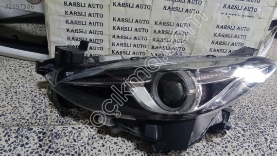 Mazda 3 far çıkma yedek parça