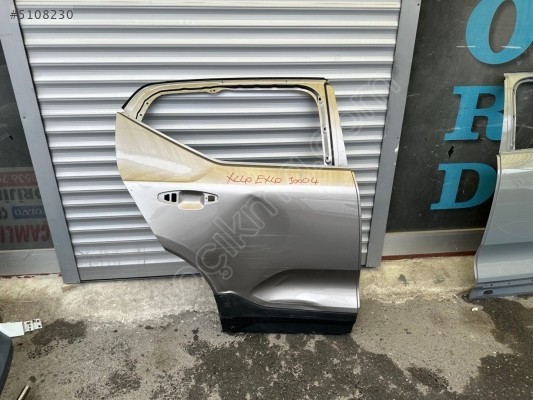 Volvo c40 ex40 sağ arka kapı