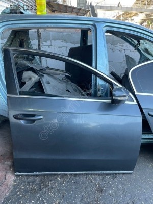 VOLKSWAGEN PASSAT B7 SAĞ ÖN KAPI