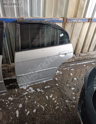 Honda Vtec sol arka kapı