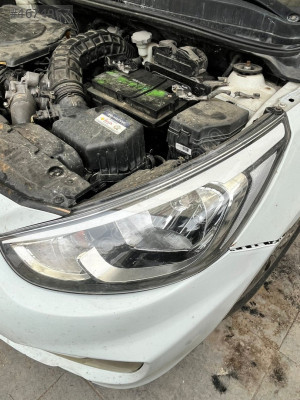 HYUNDAİ ACCENT BLUE SOL FAR