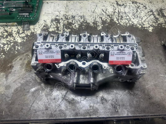 Honda Civic Fd6 silindir kapağı