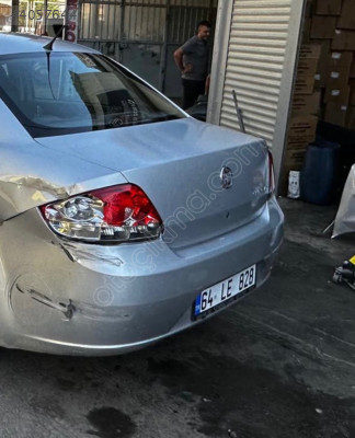 Fiat Linea bagaj kapağı