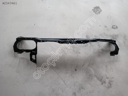 Toyota Corolla 93-98 Model Ön Panel Sol Far Yuvası Eksik