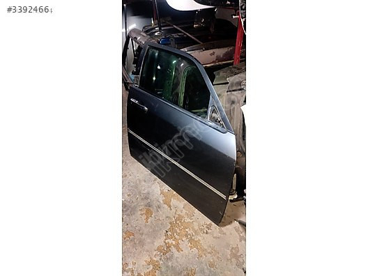 Chrysler 300c sağ ön kapı dolu hatasız