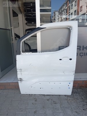 citroen berlingo sağ arka kapı