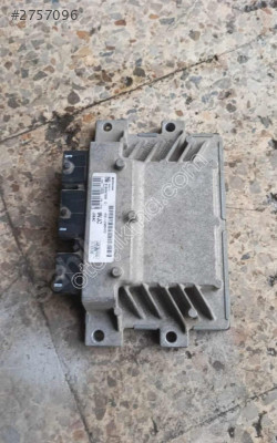 Renault Fluence motor beyni benzinli