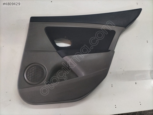 04094 RENAULT FLUENCE / MEGANE 3 SAĞ ARKA KAPI DÖŞEMESİ