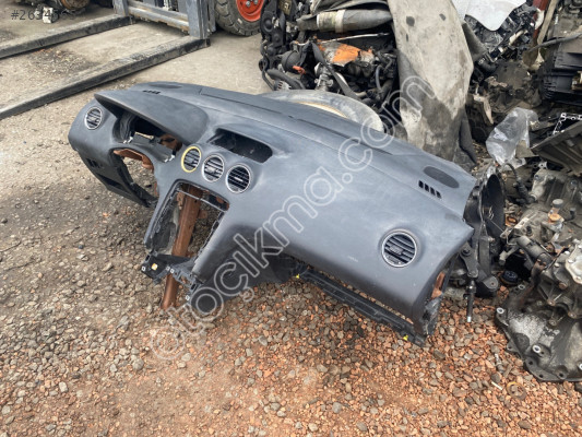 PEUGEOT 308 GÖĞÜS TORPİDOSU