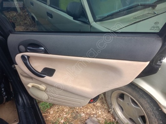 Alfa Romeo 147 Kapı Döşemeleri