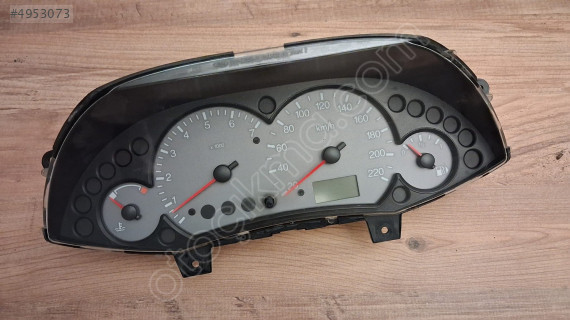 FORD FOCUS MK1 KM SAATİ 98 04
