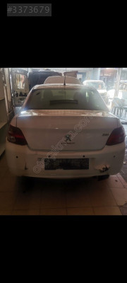 Peugeot 301 bagaj kapağı