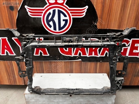 Audi Q3 Ön Panel 83A.805.594