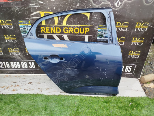 RENAULT MEGANE 4 SAĞ ARKA KAPI ORİJİNAL ÇIKMA