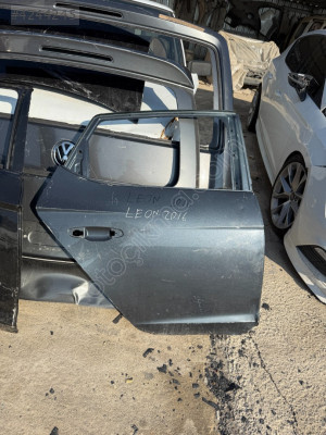 SEAT LEON SAĞ ARKA KAPI ÇIKMA ORJİNAL