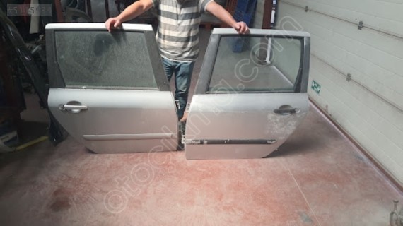 peugeot 307 stw   sağ sol  arka kapı
