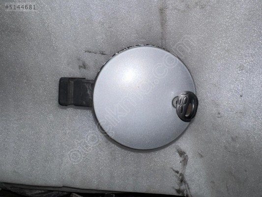 FORD FOCUS 1 DIŞ DEPO KAPAĞI