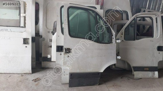 RENAULT MASTER SAĞ ÖN KAPI,OTO ÇIKMA PARÇA,KAPI