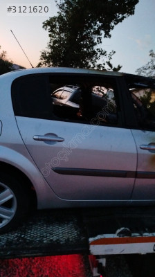 Megane 2 sağ arka kapı