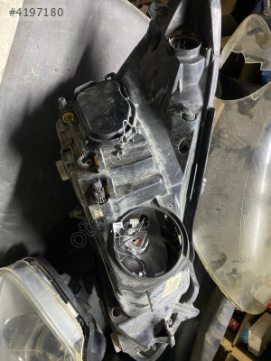 Opel Corsa D far kasası