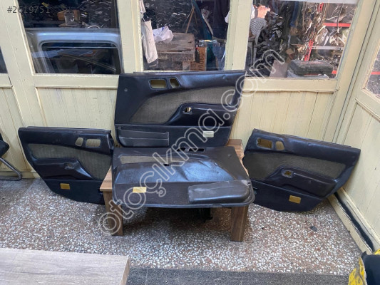 MİTSUBİSHİ GALANT SAĞ ARKA KAPI DÖŞEMESİ 90 MODEL