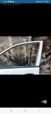 mazda sol ön kapı famıllıa