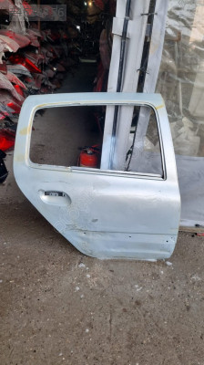 Renault clio 2002 model sag arka kapı