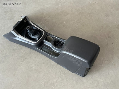 2012-2019 ISUZU DMAX ORTA KONSOL