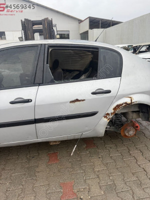 RENAULT MEGANE 2 SOL ARKA KAPI ÇIKMA ORJİNAL