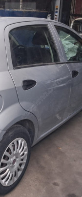 FİAT PUNTO SAĞ ARKA KAPI ÇIKMA
