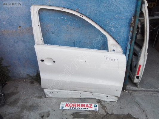 VOLKSWAGEN TIGUAN SAĞ ÖN KAPI