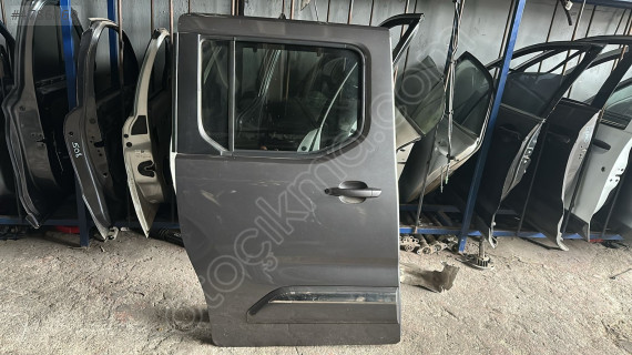 OPEL COMBO SAĞ ARKA KAPI