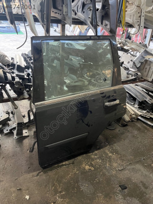 NİSSAN XTRAİL T30 SOL ARKA DOLU KAPI