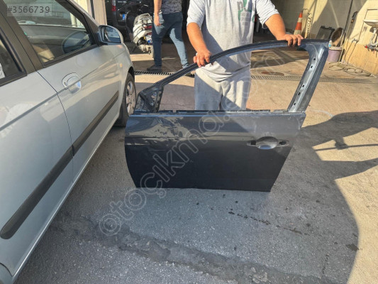 RENAULT MEGAN 4 GRİ SOL ÖN KAPI ORJINAL
