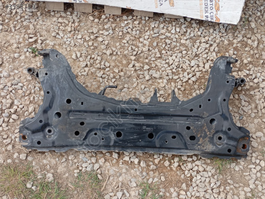 Ford transit courier çıkma ön traversi
