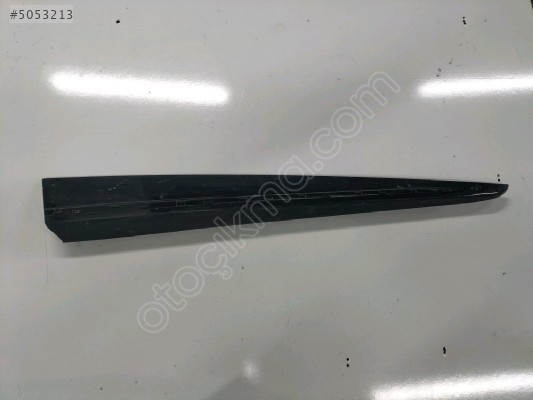 04437 RENAULT CLİO 4 SAĞ ÖN KAPI ÇITASI