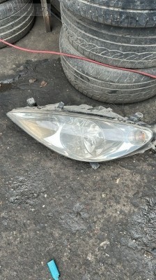 PEUGEOT 307  SAĞ FAR
