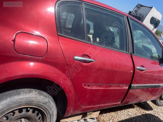 Renault Megane iki sağ arka kapı