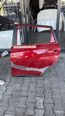 Hyundai bayon sol arka kapı