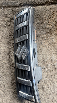 Suzuki Vitara ön panjur