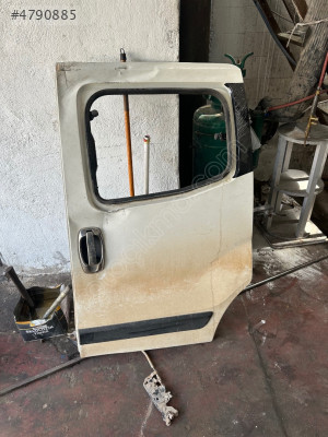 Fiat fiorino sol arka kapı