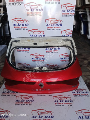 Renault Megane 4 hb bagaj kapağı