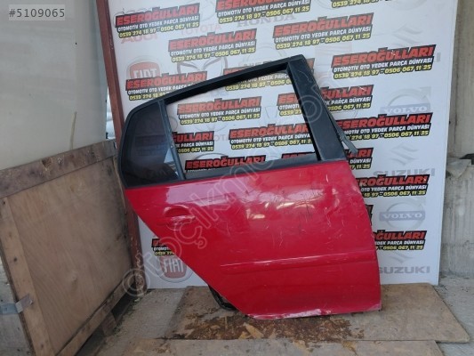 VOLKSWAGEN GOLF 5 SAĞ ARKA KAPI DOLU