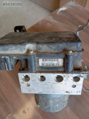 Renault master 3 ABS beyni 476600053R