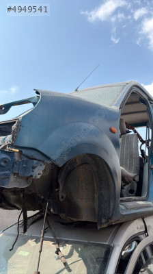 RENAULT KANGOO SOL ÖN ÇAMURLUK