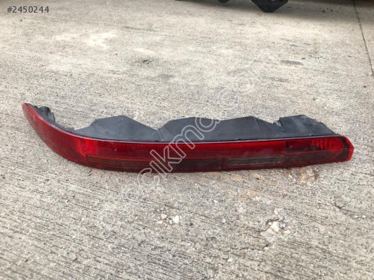 AUDİ Q7 SOL ARKA REFLEKTÖR