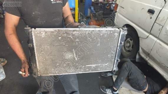 Tata Indigo radyotor