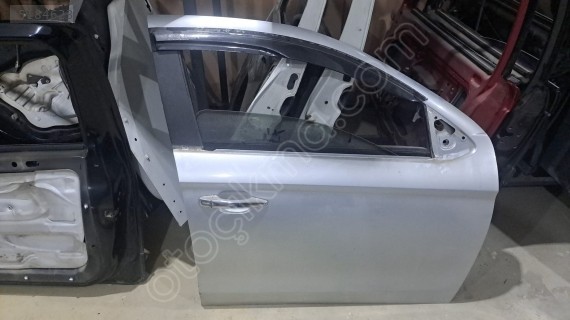 Peugeot 301 çıkma kapi sag sol